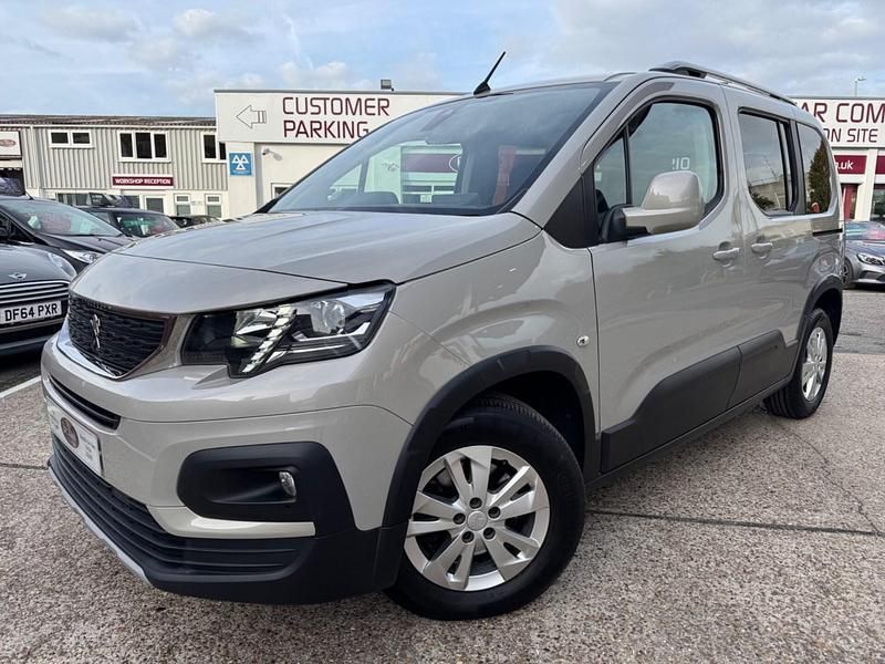 Used Peugeot Rifter Allure 131 HP (96 kW) 2019 Beige MPV