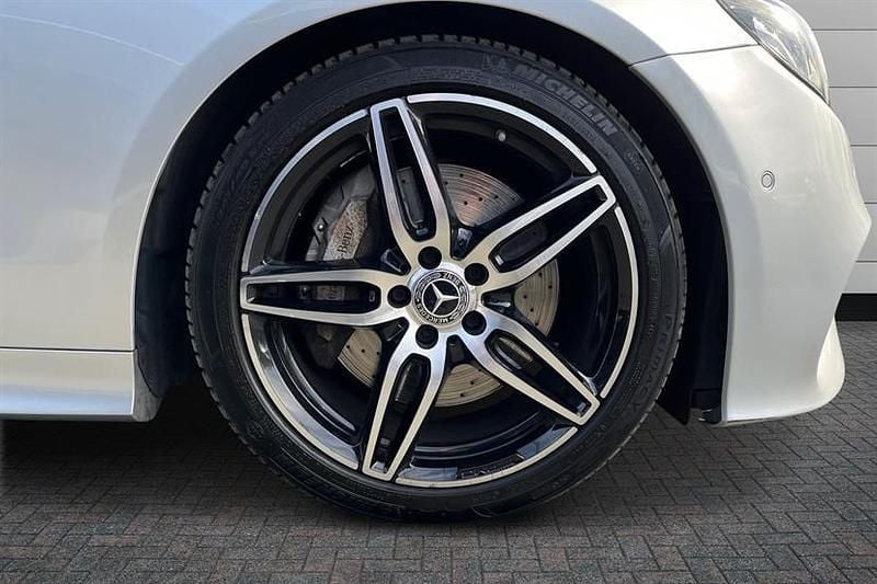 Used Mercedes E300 AMG Line Premium 245 HP (180 kW) 2018 Iridium silver Coupe