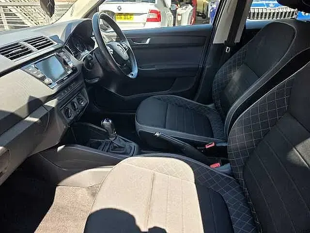 Used Skoda Fabia Colour Edition 94 HP (69 kW) 2021 Quartz grey metallic  silver roof Hatchback