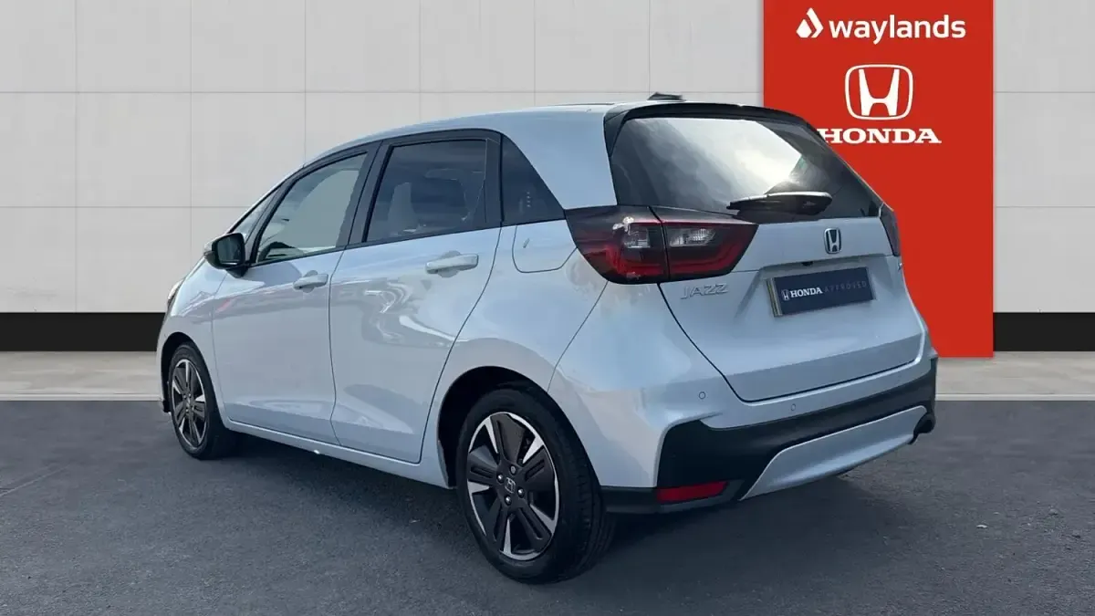 Used Honda Jazz Advance 122 HP (89 kW) 2025 White Hatchback