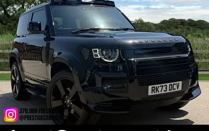 Used Land Rover Defender HSE 249 HP (183 kW) 2024 SUV