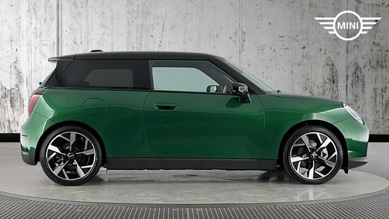 New Mini Cooper Hatch 135 kW (184 HP) 2025 Green Hatchback