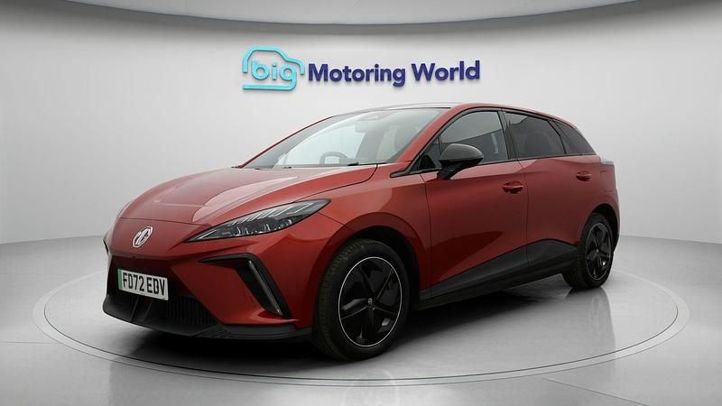 Used MG MG4 EV Trophy 147 kW (201 HP) 2022 Red Hatchback
