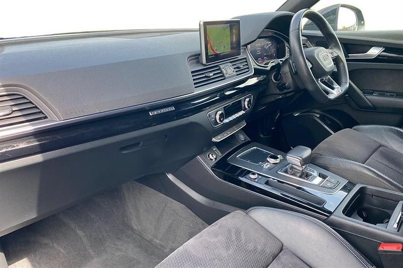 Used Audi Q5 Black Edition 245 HP (180 kW) 2019 Black SUV