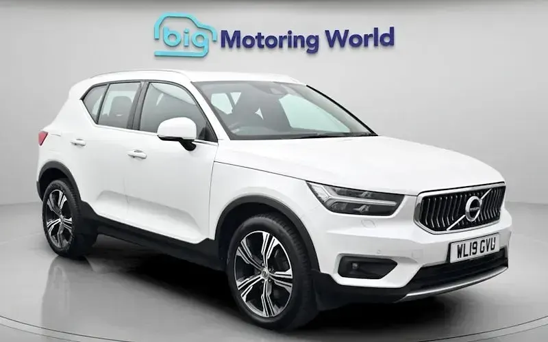 Used Volvo XC40 Inscription 150 HP (110 kW) 2019 SUV