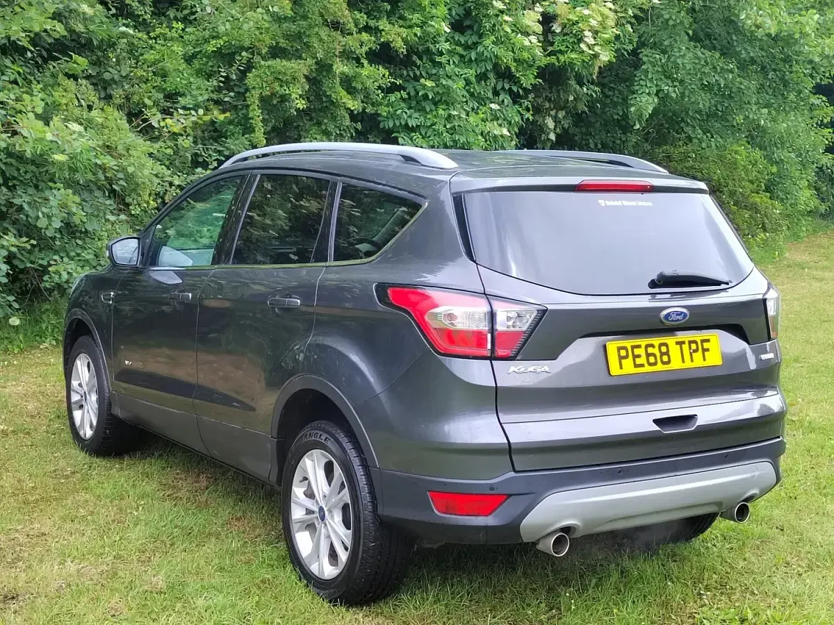 Used Ford Kuga Titanium 173 HP (127 kW) 2018 Grey SUV