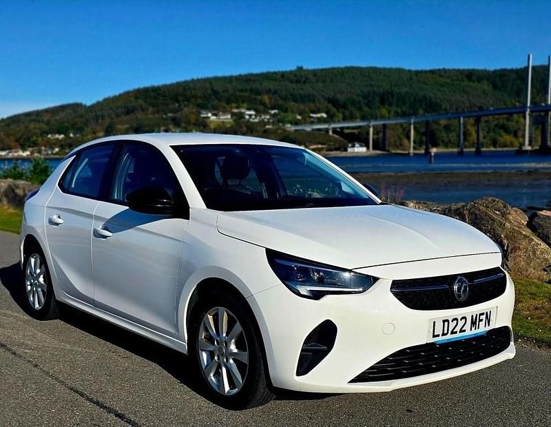 White Used 2022 Vauxhall Corsa Edition Hatchback | £10,995 (Fair price) - Image 1/4