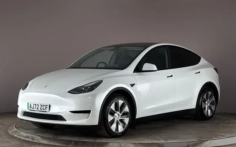 Used Tesla Model Y Standard Range 219 kW (299 HP) 2024 SUV