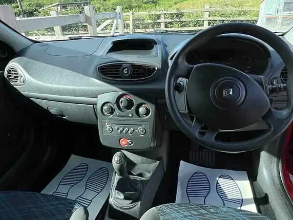 Used Renault Clio 2008 Red Hatchback