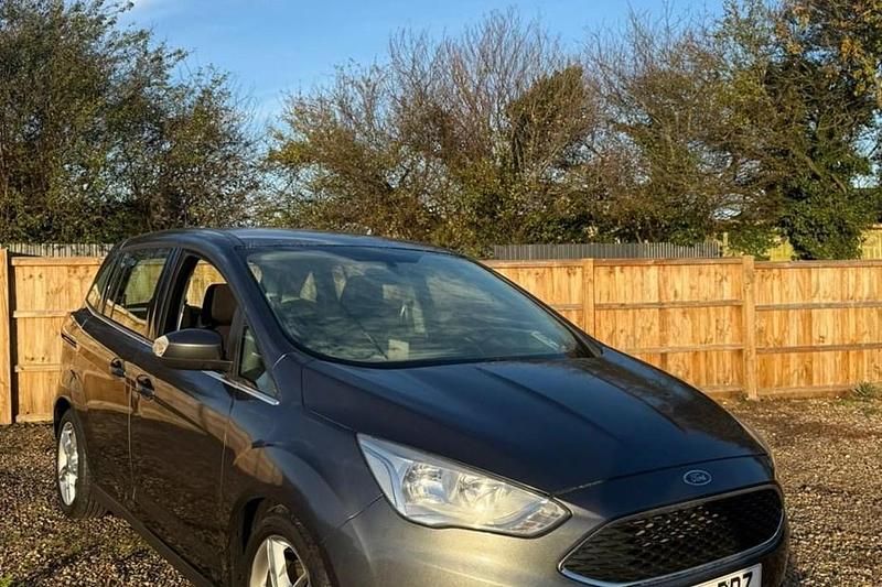 Grey Used 2016 Ford Grand C-Max Zetec MPV | £5,495 (Fair price) - Image 1/1