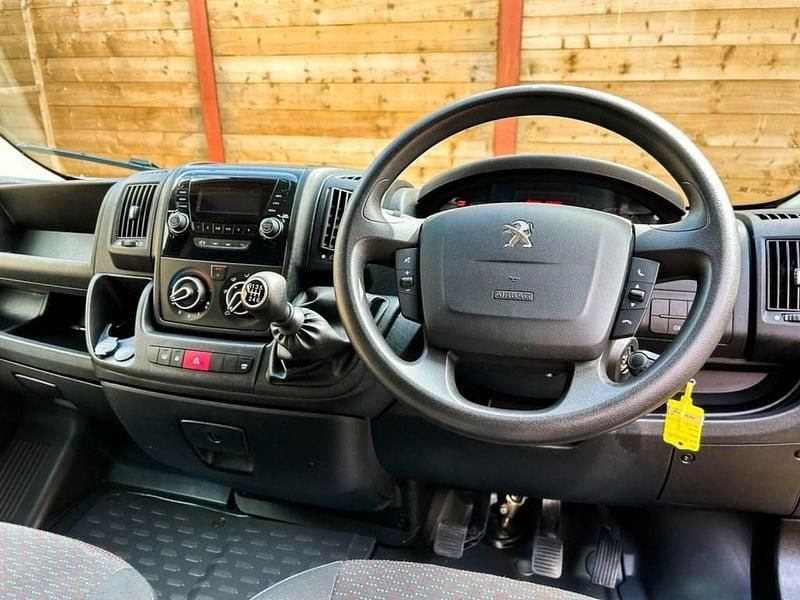 Used Peugeot Boxer Access 2015 Red Van