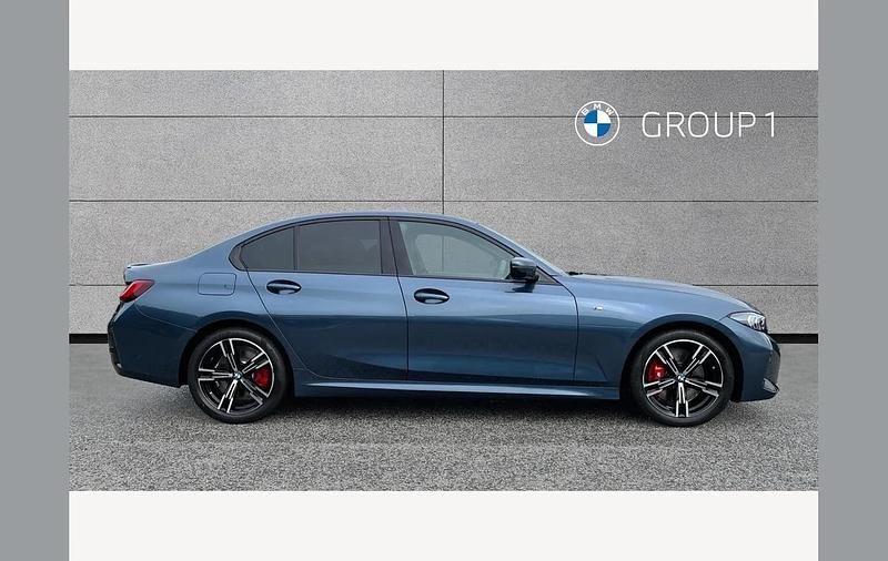Used BMW 320 M Sport 180 HP (132 kW) 2026 Blue Sedan