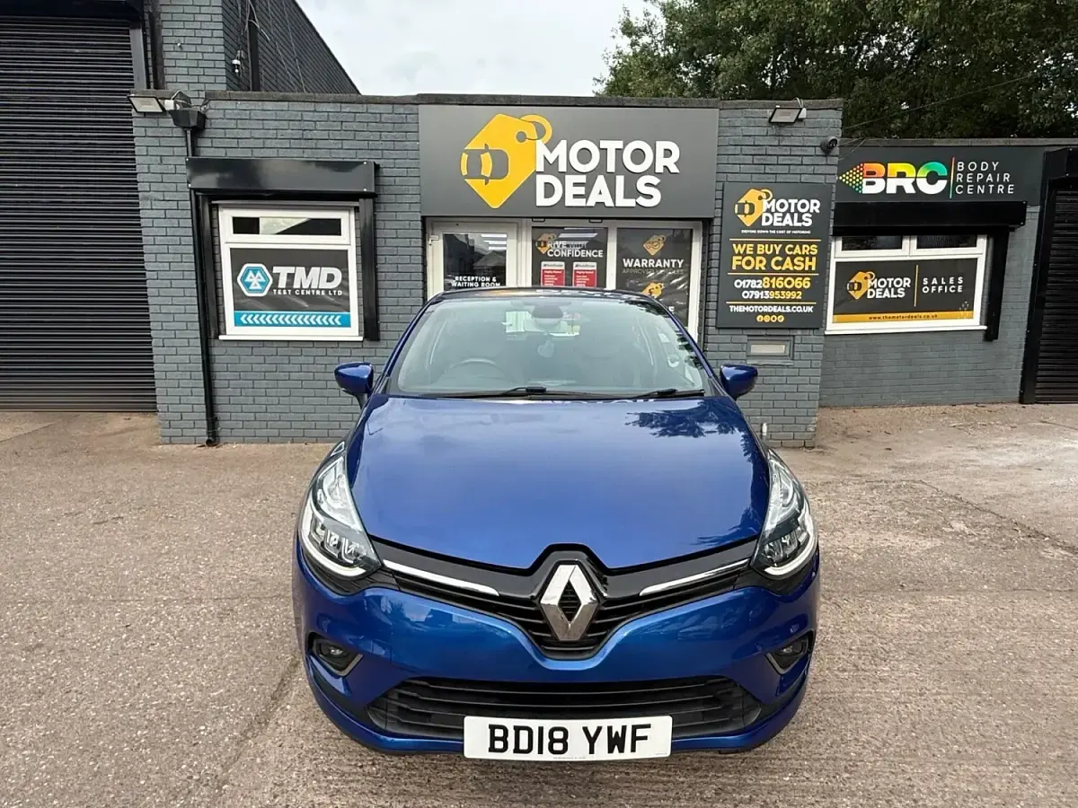 Used Renault Clio Dynamique 2018 Blue Hatchback