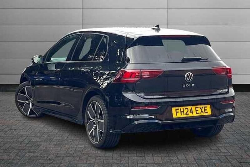 Used VW Golf VIII R-line 150 HP (110 kW) 2024 Grenadilla black Hatchback