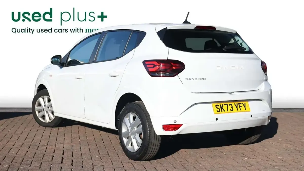 Used Dacia Sandero Expression 91 HP (66 kW) 2023 White Hatchback