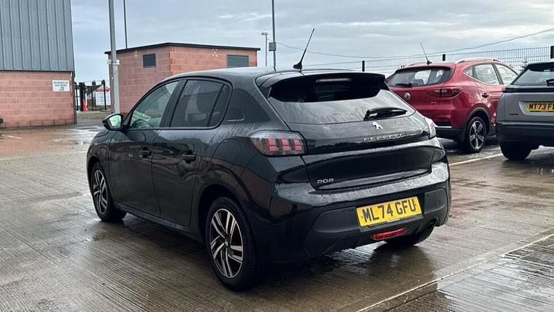 Used Peugeot 208 Active+ 74 HP (54 kW) 2024 Black Hatchback