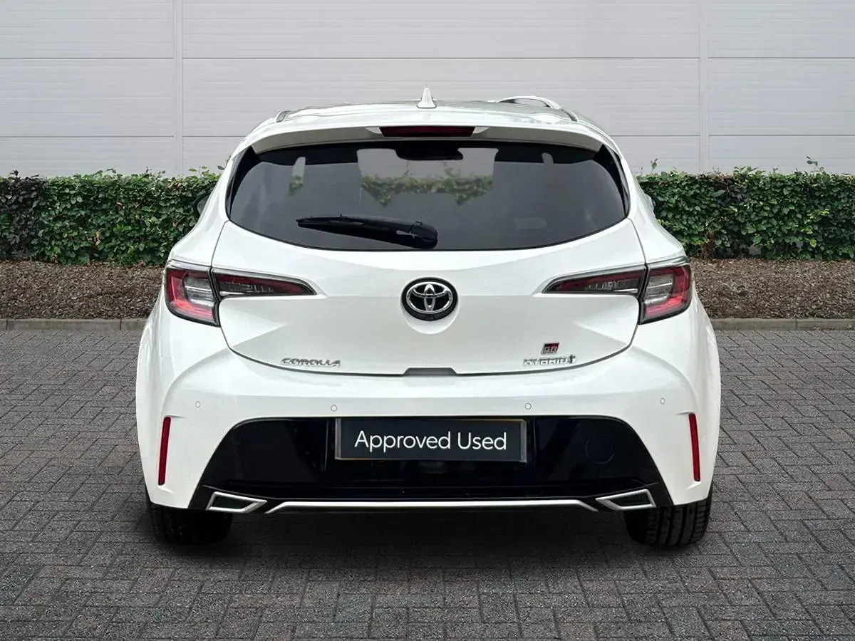 Used Toyota Corolla Sport 2021 White Hatchback