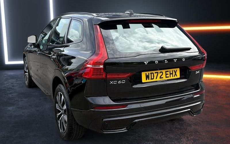 Used Volvo XC60 Plus 197 HP (144 kW) 2023 Black SUV