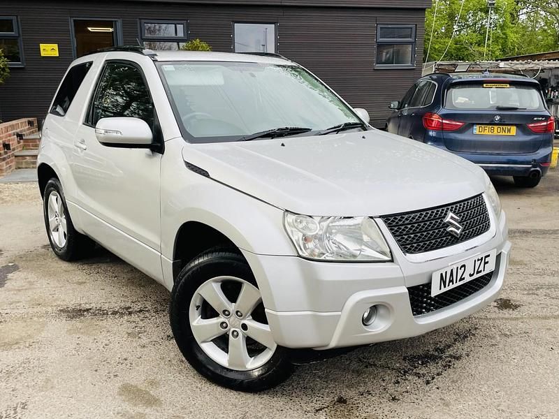 Used Suzuki Grand Vitara SZ4 2012 Silver SUV