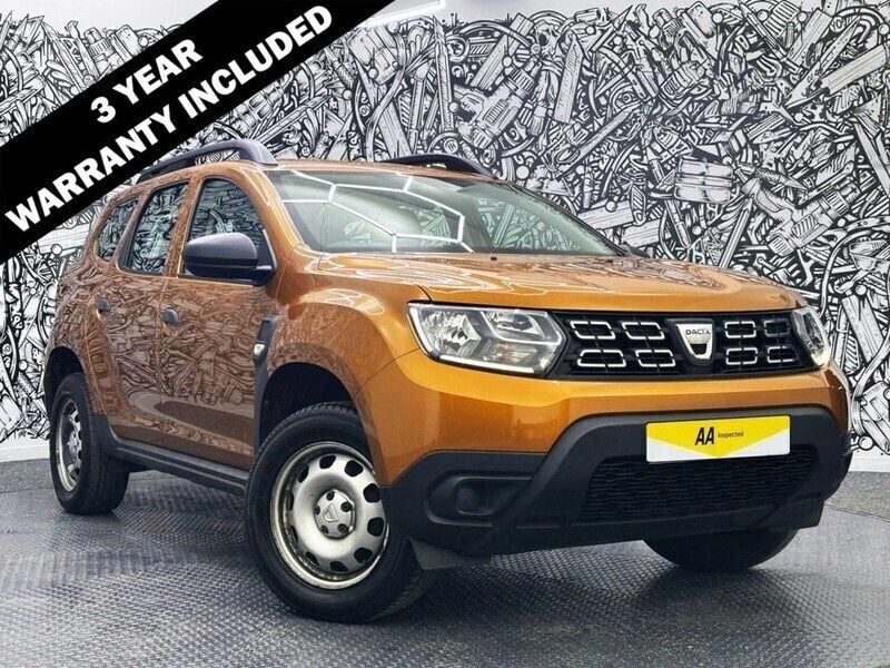 Orange Used 2021 Dacia Duster Essentiel SUV | £9,795 (Good price) - Image 1/4