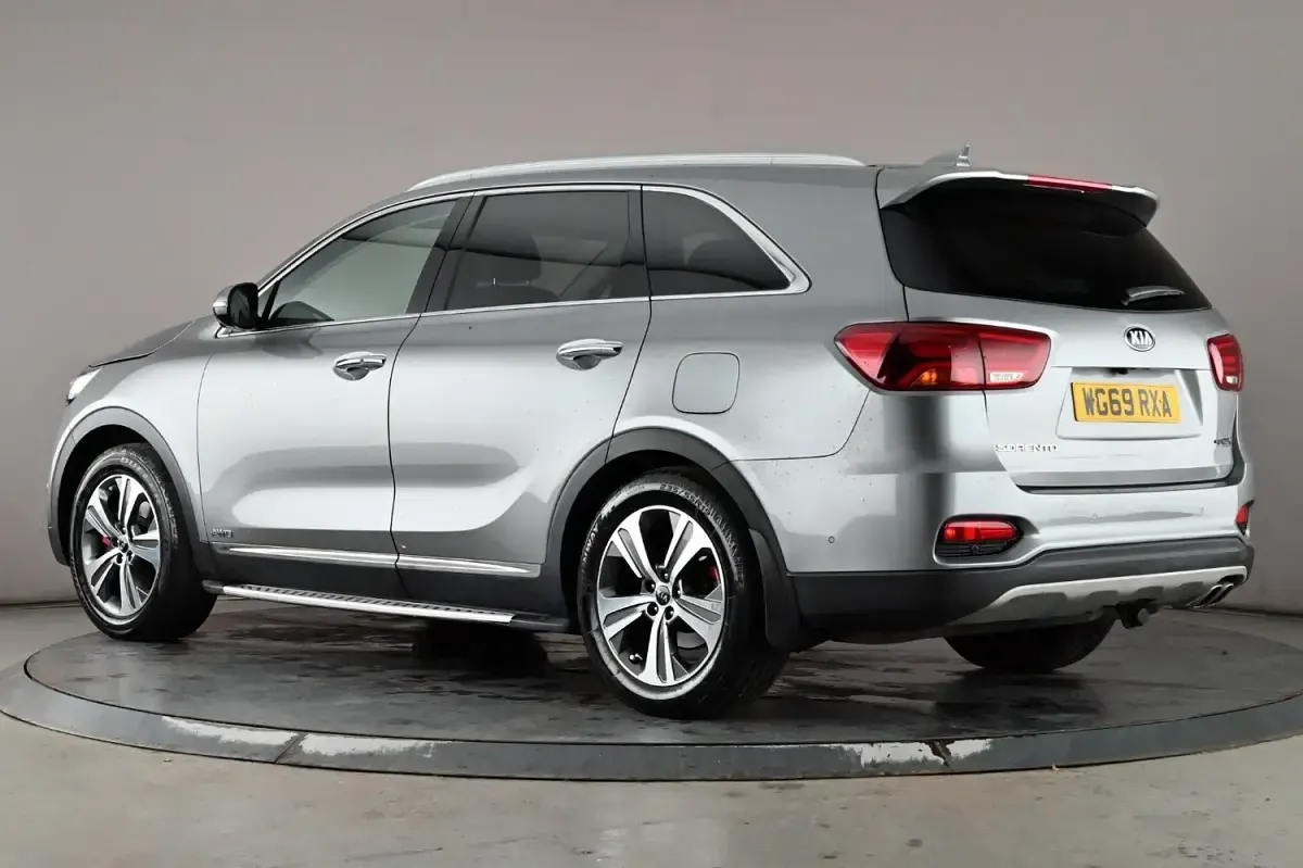 Used Kia Sorento GT-Line S 200 HP (147 kW) 2019 Grey SUV