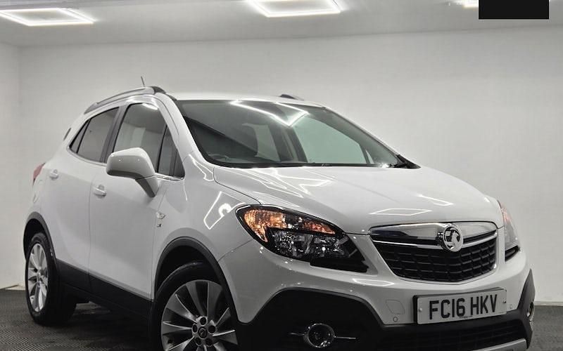 Used Vauxhall Mokka 152 HP (111 kW) 2016 White SUV