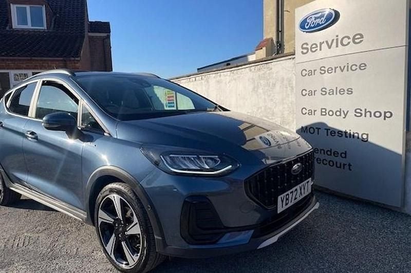 Used Ford Fiesta Active 125 HP (91 kW) 2023 Metallic chrome blue Hatchback