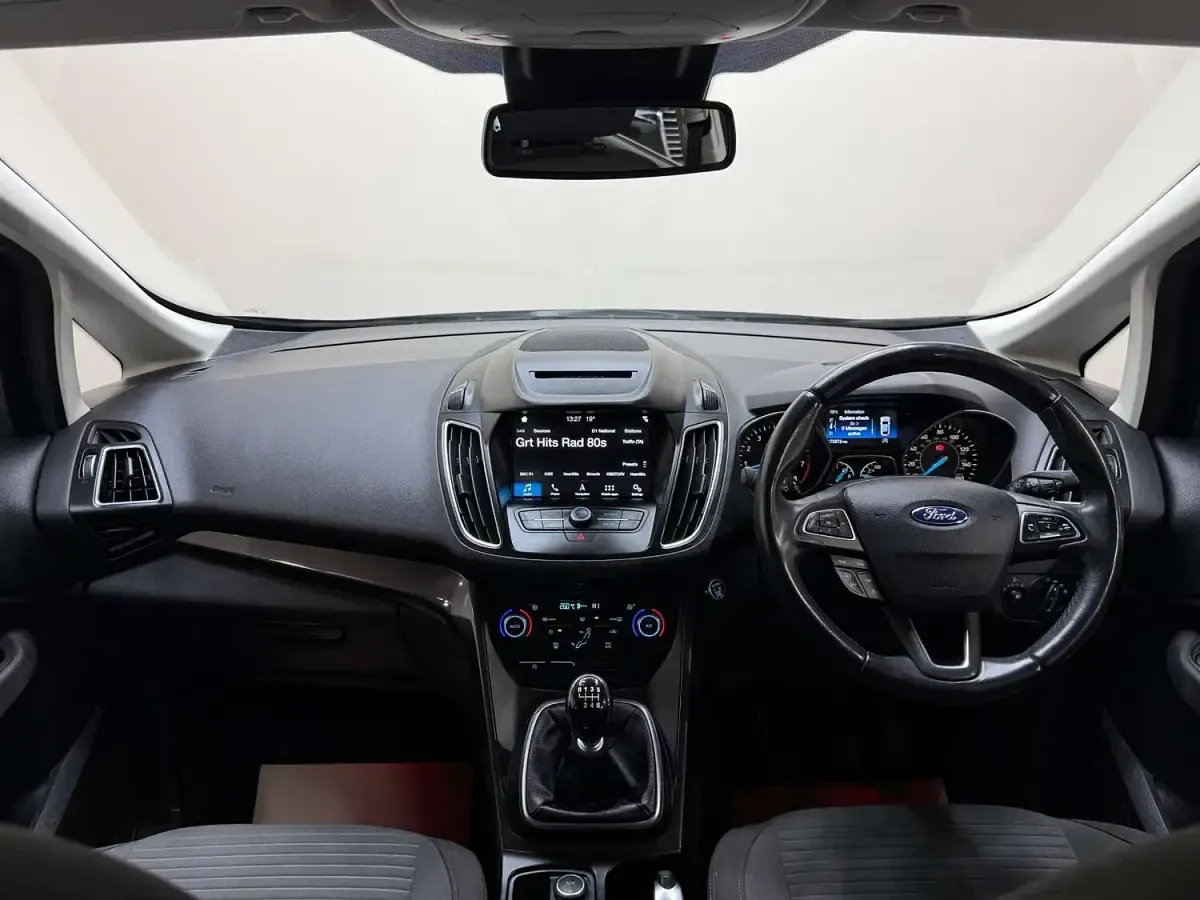 Käytetty Ford C-MAX Titanium 125 HP (91 kW) 2018 Harmaa Tila-auto