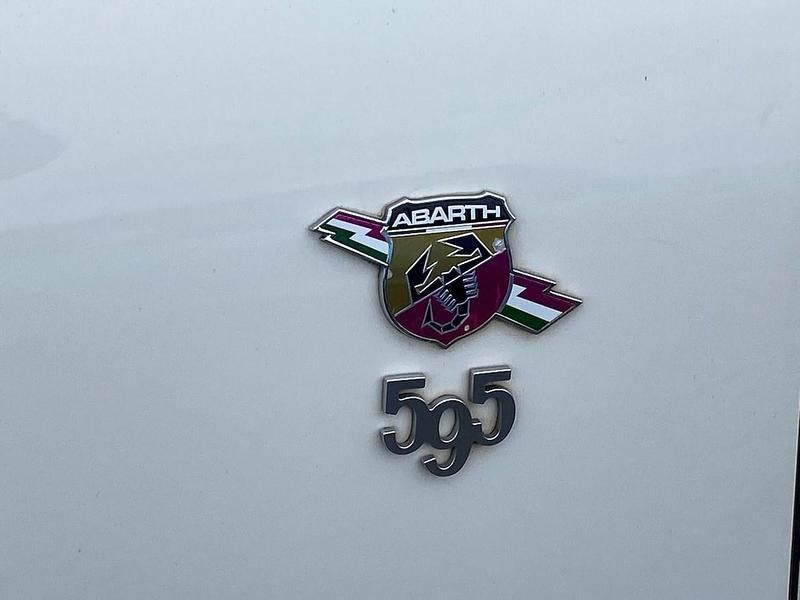 Used Abarth 595 145 HP (106 kW) 2017 White Cabriolet