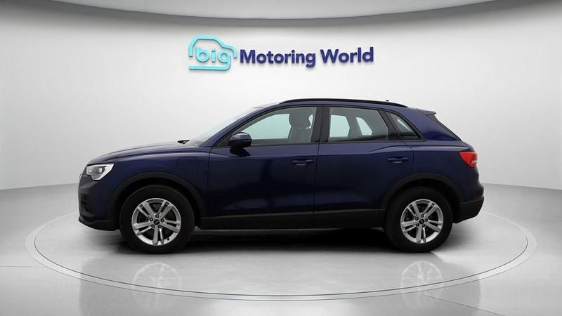 Used Audi Q3 2021 Blue SUV