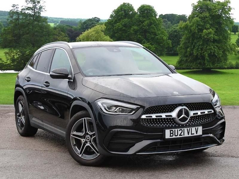Black Used 2021 Mercedes GLA200 Executive SUV | £23,900 (Fair price) - Image 1/4