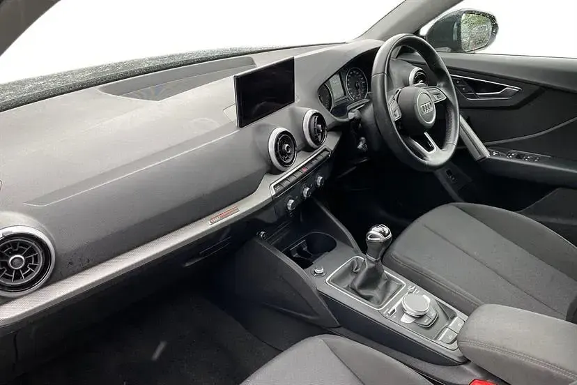 Used Audi Q2 Design 110 HP (80 kW) 2021 Grey SUV