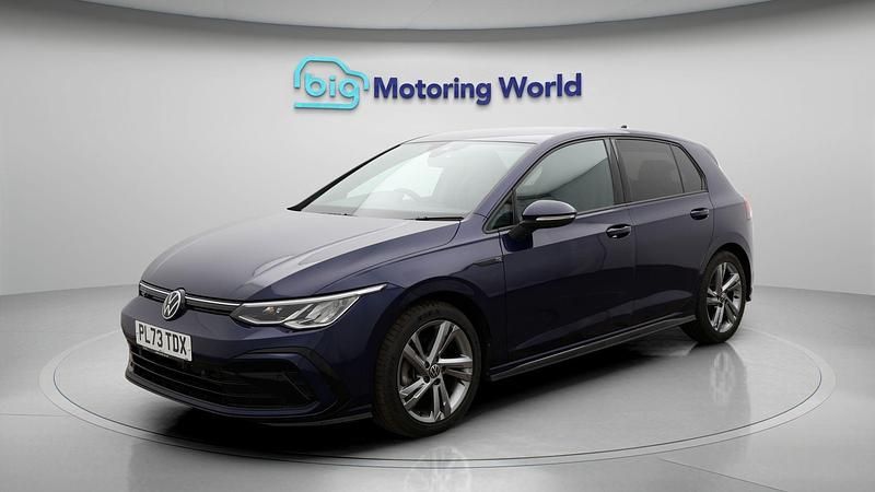 Used VW Golf VIII R-line 148 HP (108 kW) 2024