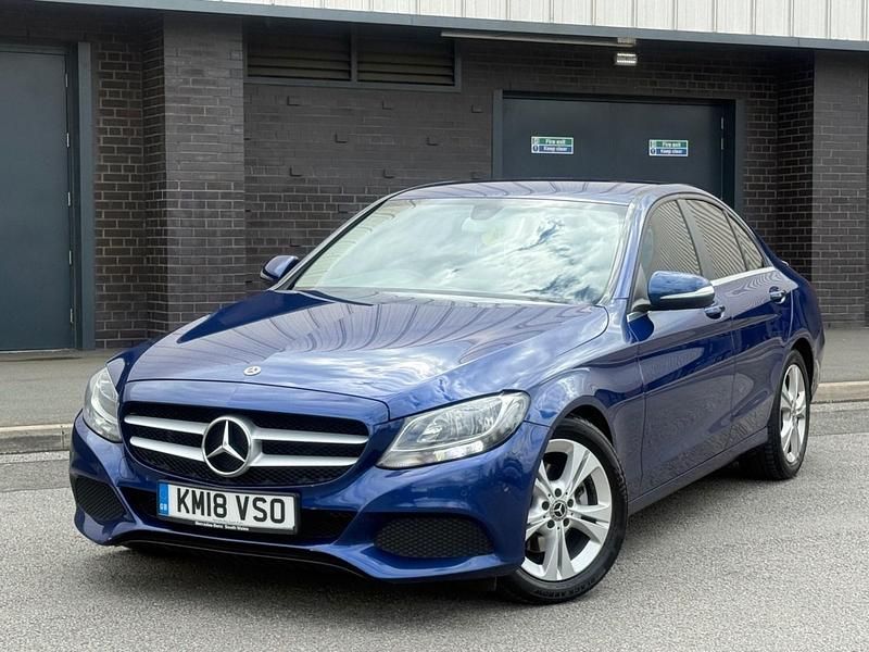 Begagnad Mercedes C220 Executive 2018 Blå Sedan