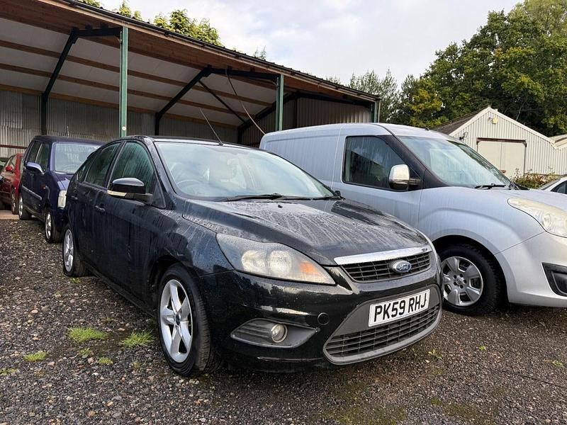 Black Used 2009 Ford Focus Zetec Hatchback | £1,495 (Fair price) - Image 1/1