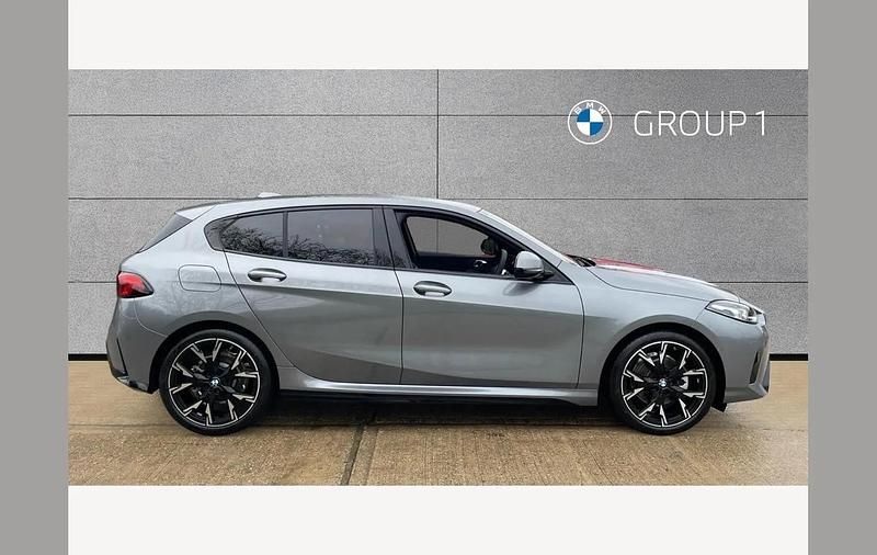 Ny BMW 120 M Sport 170 HK (125 kW) 2026 Grå Halvkombi