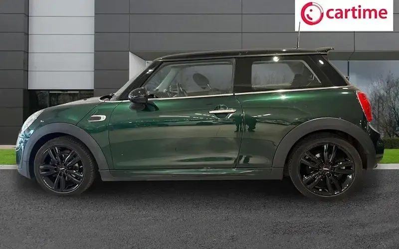 Used Mini Cooper Hatch 116 HP (85 kW) 2017 Hatchback