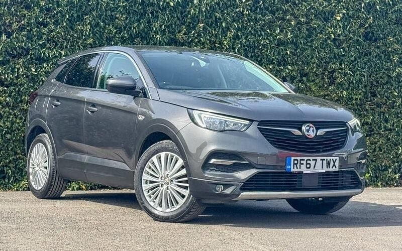 Used Vauxhall Grandland X Sport 131 HP (96 kW) 2018 Grey SUV