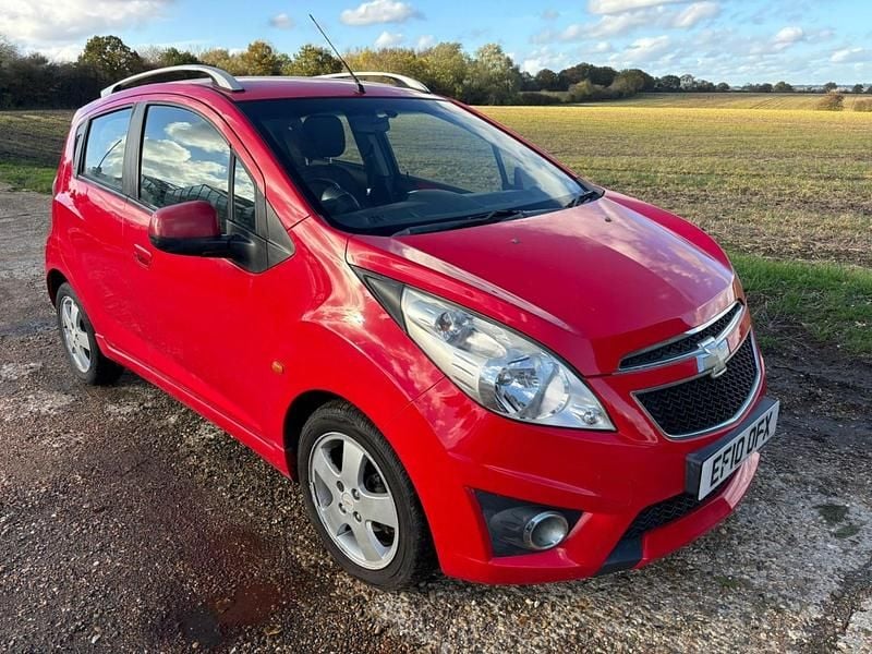 Used Chevrolet Spark LT 2010 Red Hatchback