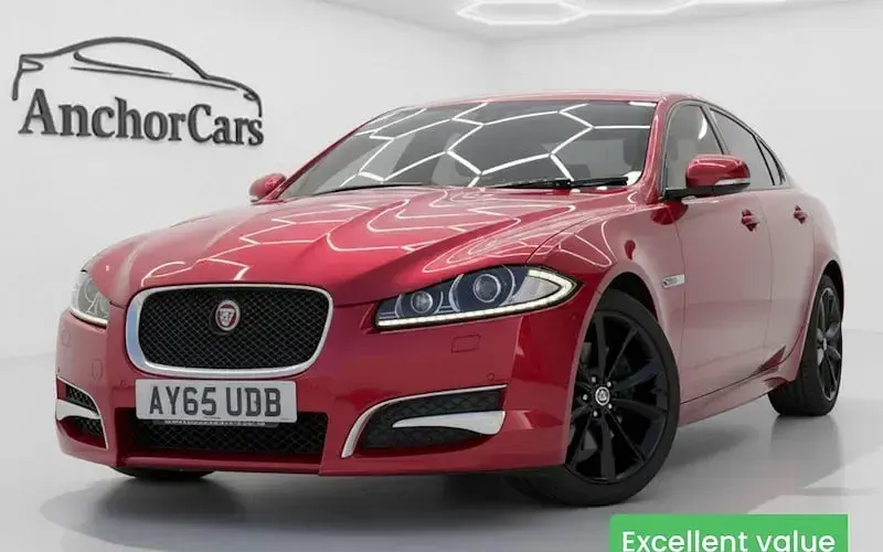 Used Jaguar XF R-Sport 200 HP (147 kW) 2015 Sedan