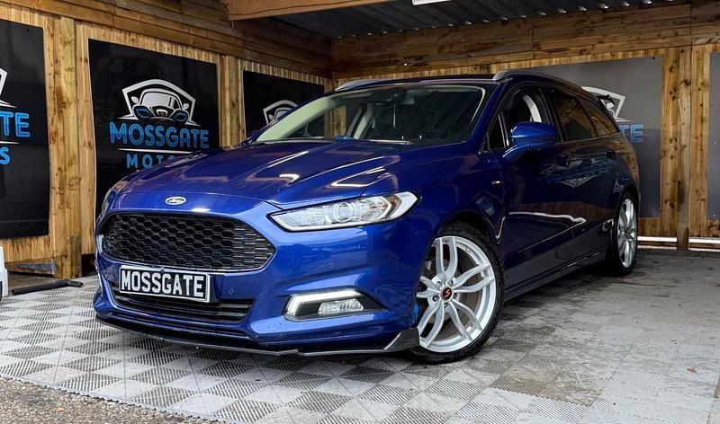 Used Ford Mondeo Zetec 120 HP (88 kW) 2018 Blue Estate