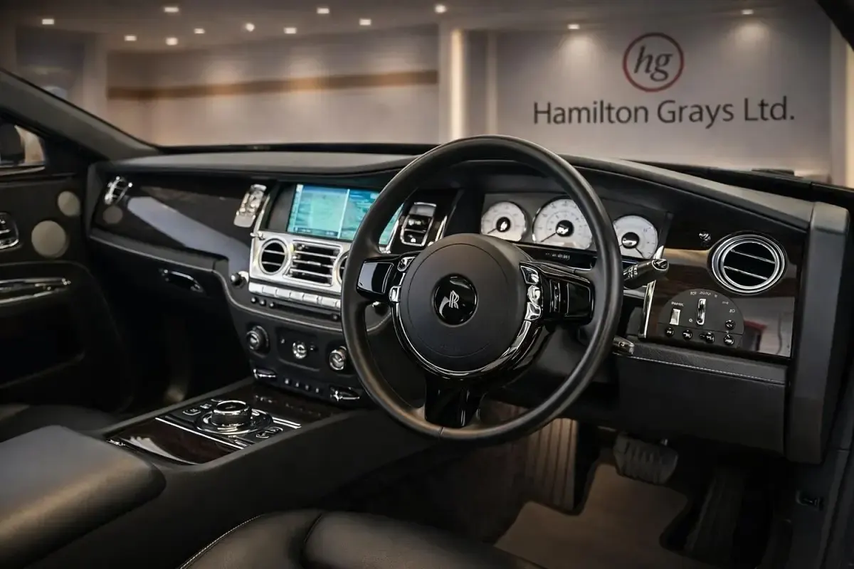 Used Rolls Royce Ghost 563 HP (414 kW) 2015 Grey Sedan