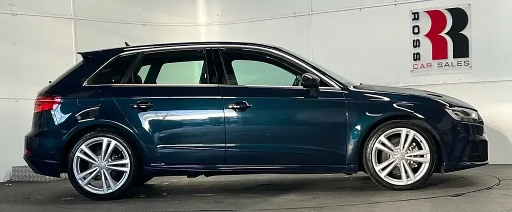 Used Audi A3 Sportback S-Line 150 HP (110 kW) 2019 Blue Hatchback