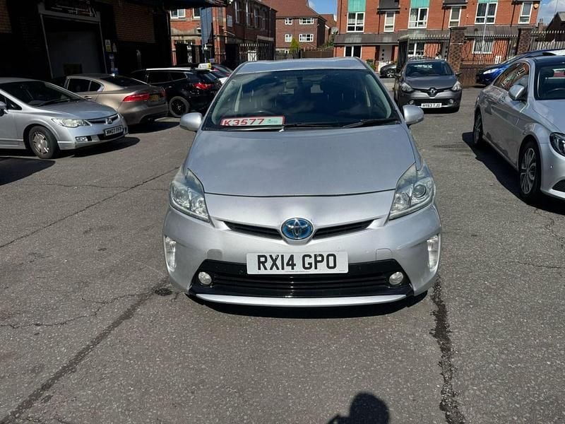 Used Toyota Prius 2014 Silver Hatchback