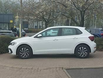 Used VW Polo Life 80 HP (58 kW) 2023 White Hatchback