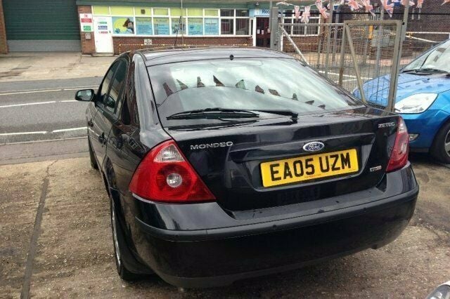 Używany Ford Mondeo 2005 Hatchback