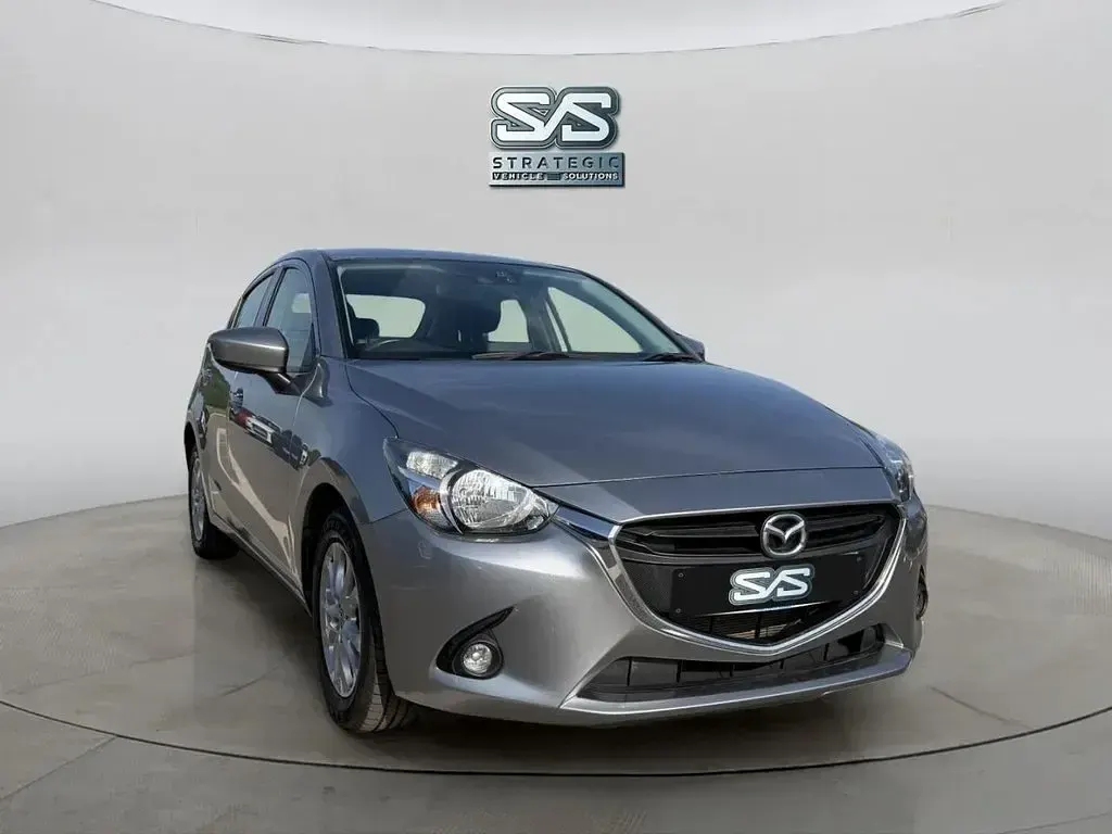 Used Mazda 2 90 HP (66 kW) 2016 Silver Hatchback