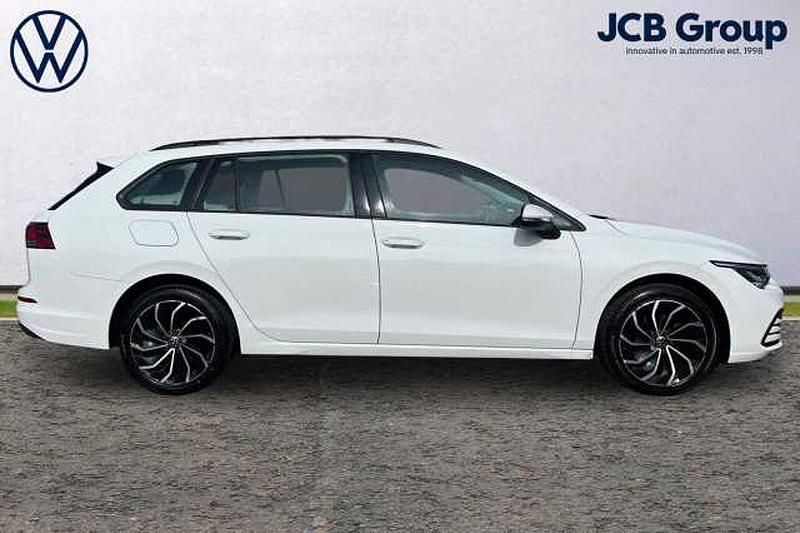 Used VW Golf VIII 110 HP (80 kW) 2021 Estate
