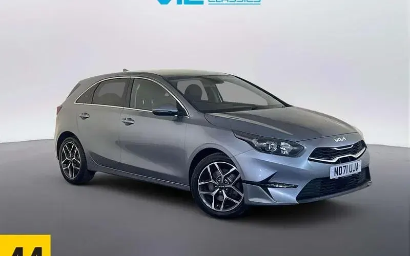 Używany Kia Ceed 160 KM (117 kW) 2021 Hatchback