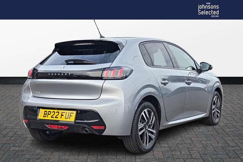 Used Peugeot 208 Allure Premium 101 HP (74 kW) 2022 Grey Hatchback
